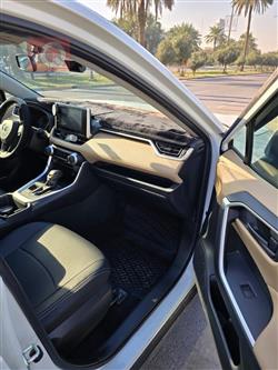 تويوتا راف 4